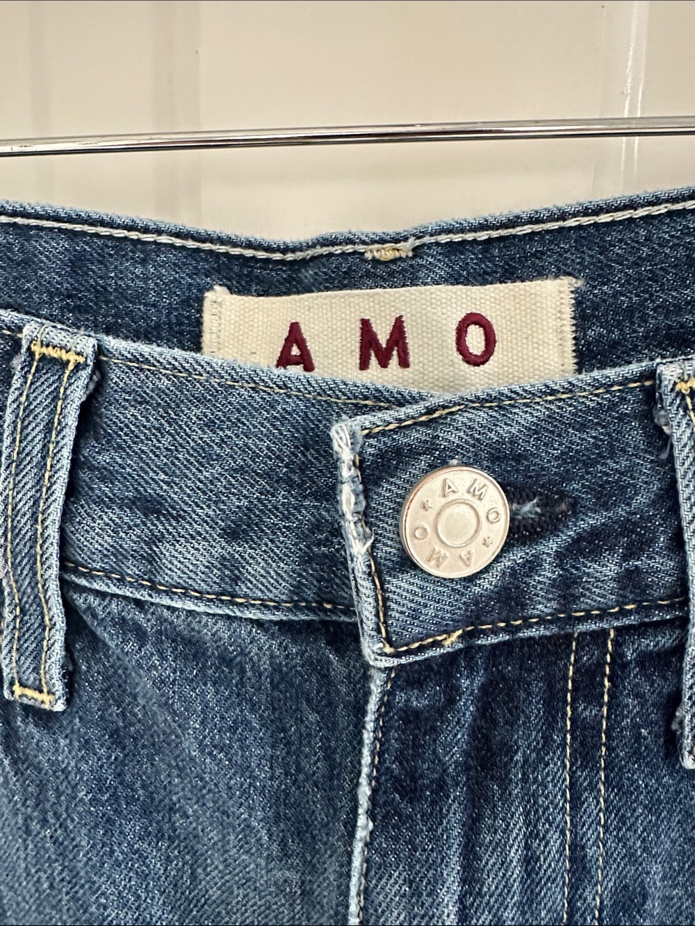 AMO Frida Wide Leg Jeans Admire Wash 28 - Picture 2 of 8